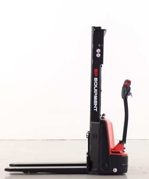 Porta Paletes , Empilhador , Stacker 1500kg , Elev.3Mt , Novo