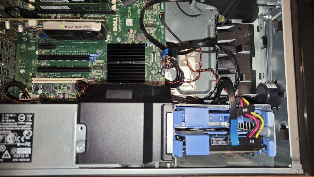 Komputer stacjonarny Dell T3600 Xeon 1620 32GB 500GB Quadro600