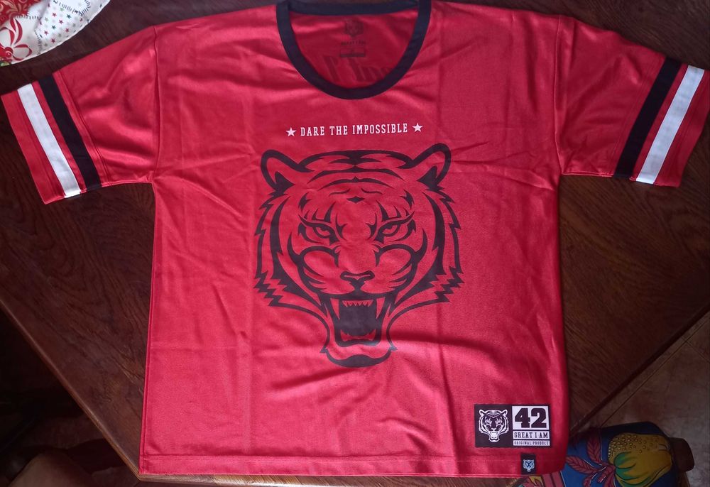 T shirt nova da Great I Am