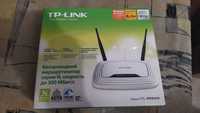 TP-Link.  TL-WR841N