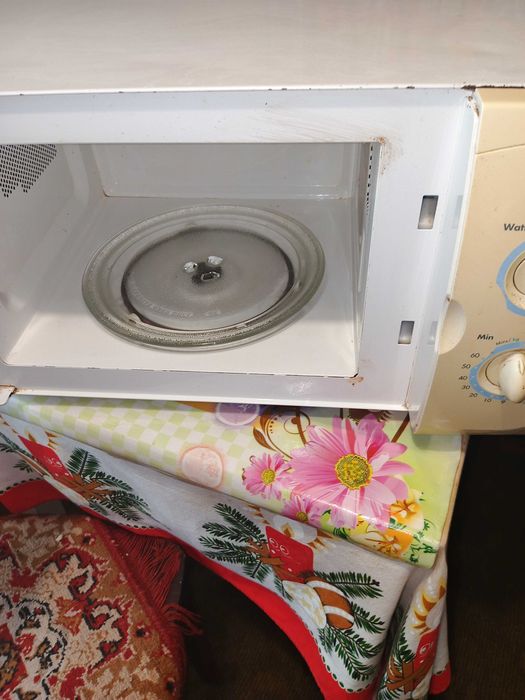 Микроволновка LG б/у