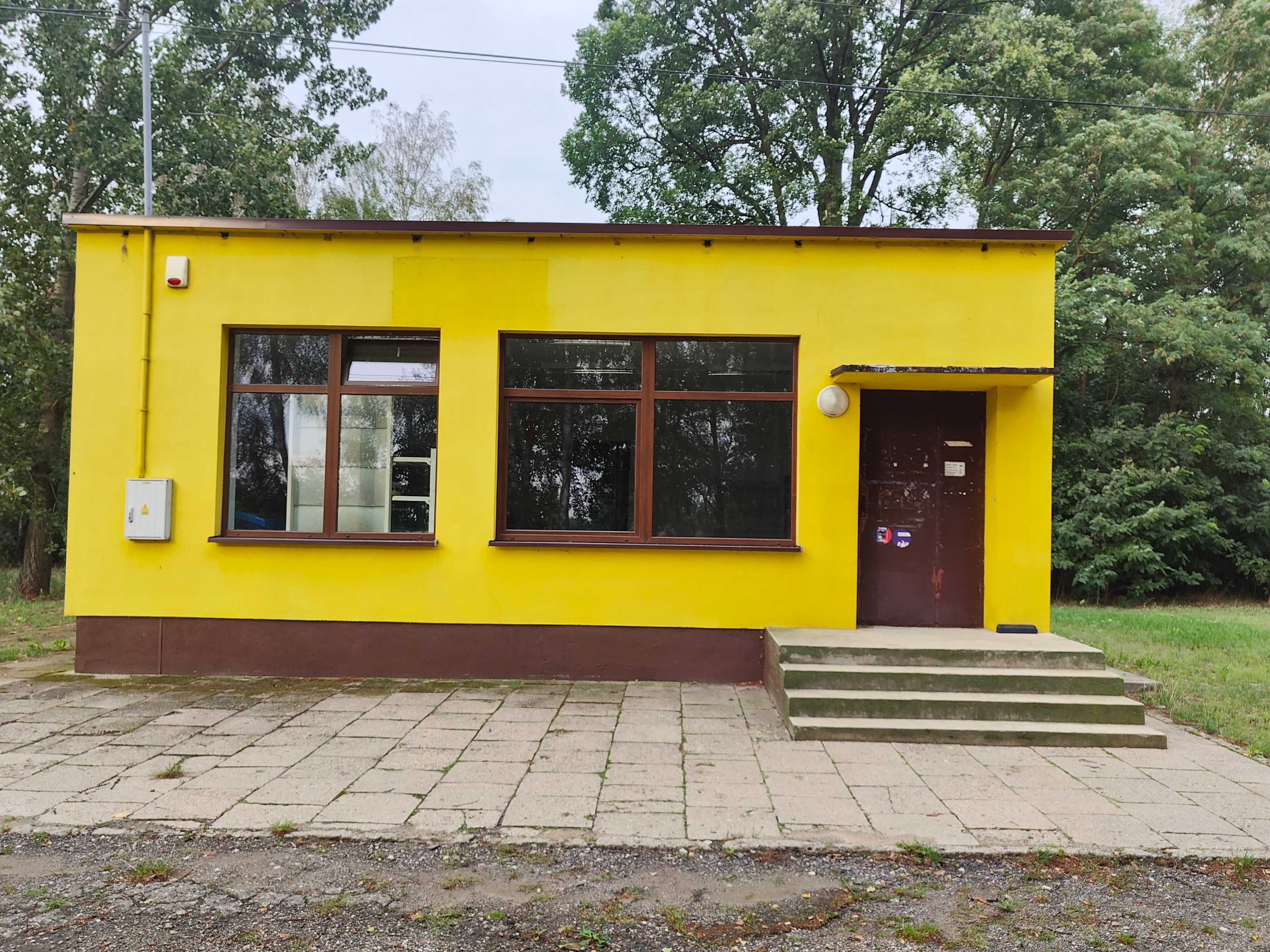 Sprzedam budynek z działką