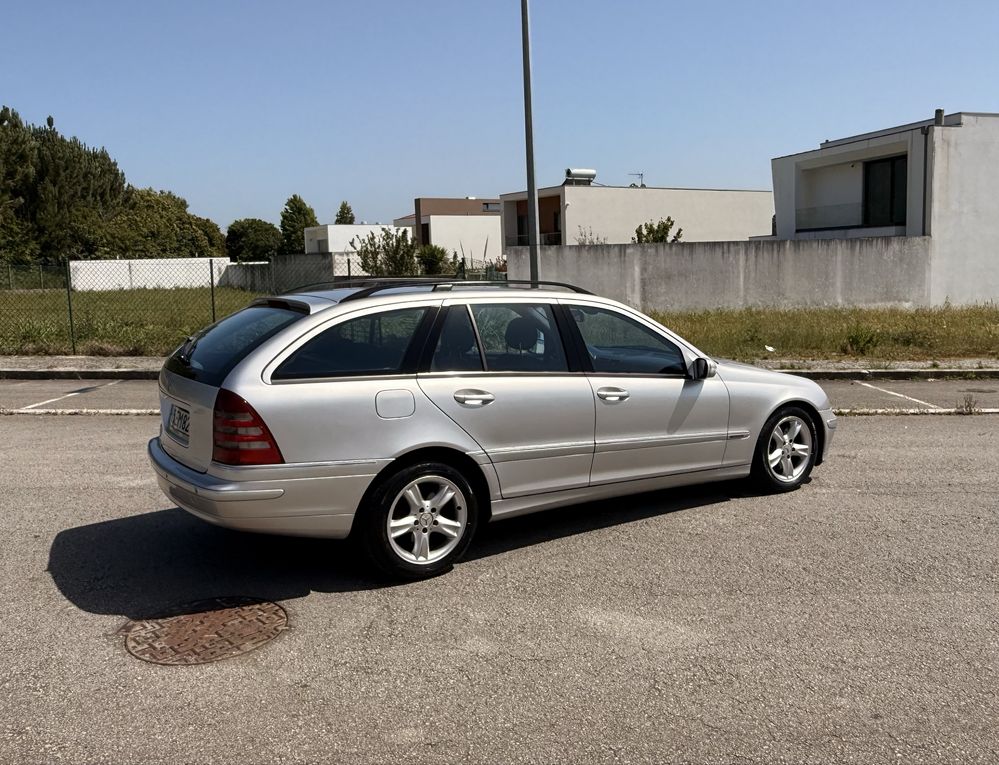 MERCEDES-BENZ C270 CDI AVANTGARDE  CAIXA AUTOMÁTICA