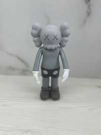 Статуетка, іграшка, декор  KAWS