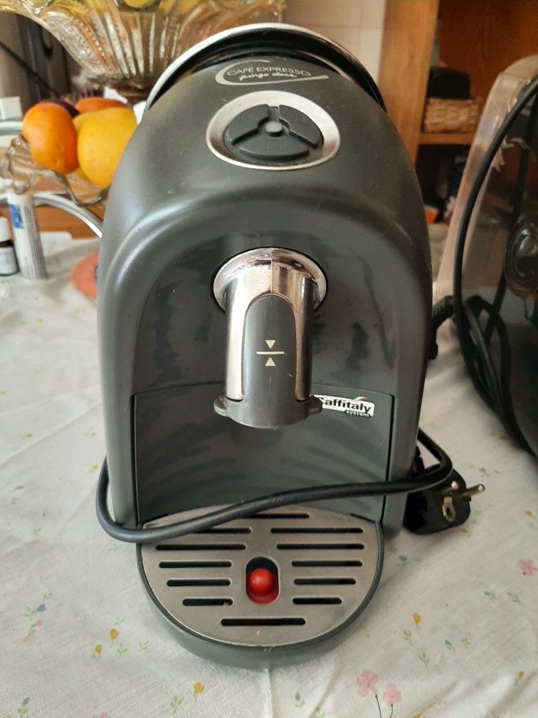 Máquina de café Qosmo