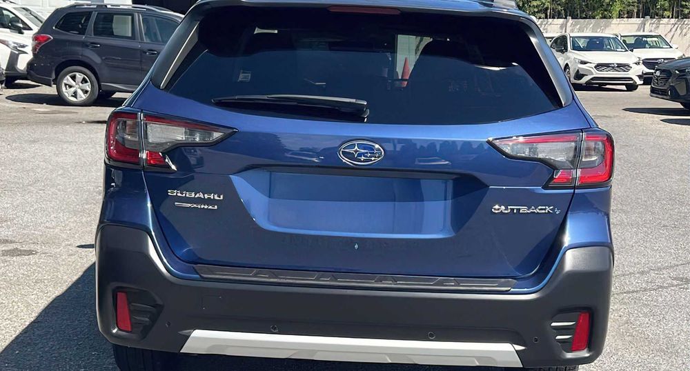 Subaru Outback      2021