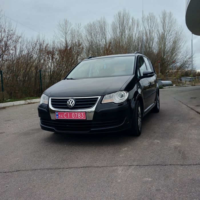 Volkswagen Touran 2010 р.в.