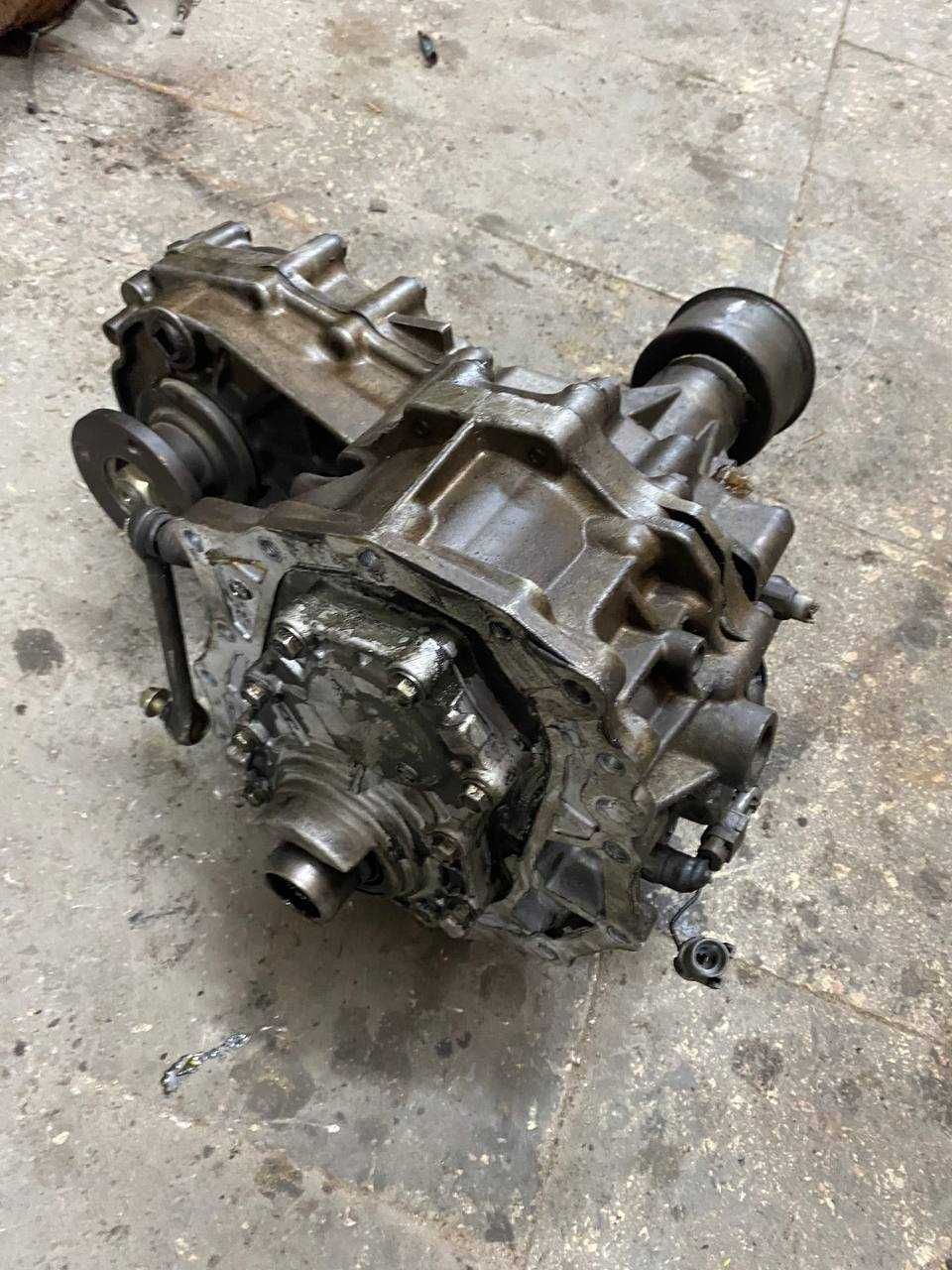 Роздатка Nissan Navara D22 2.5dci раздатка навара д22