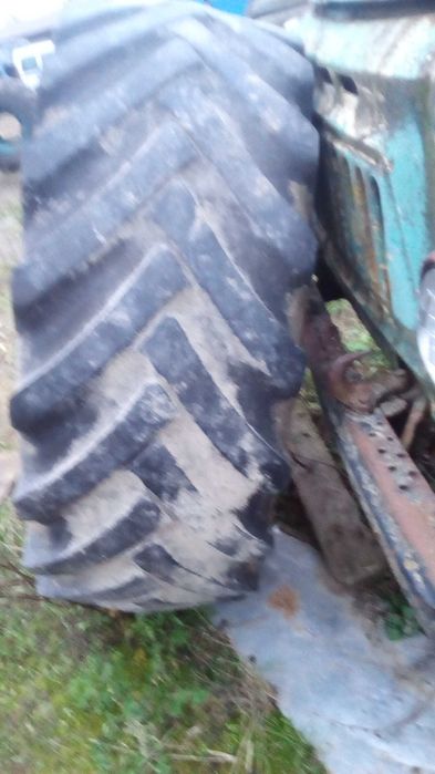 продам шини 23,1-26