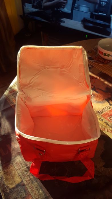 Lancheira isotérmica  da colecção da coca-cola.