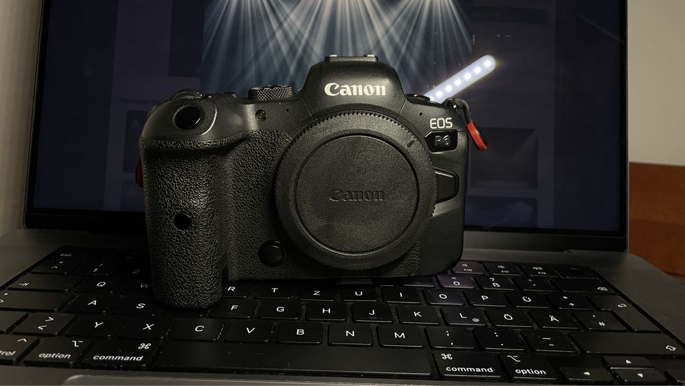 CANON EOS R6 фото-відео камера