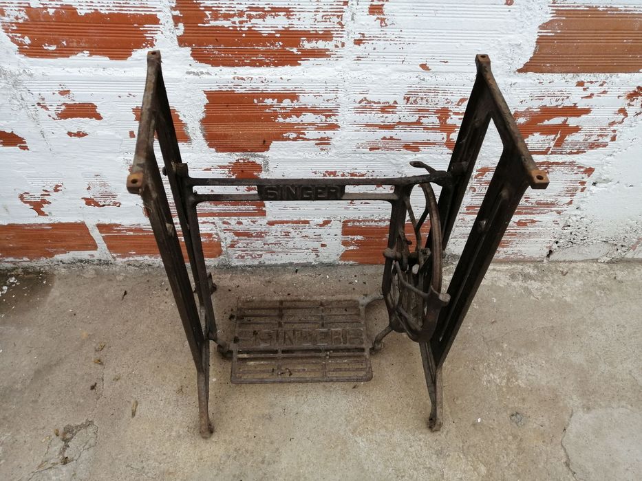 pés de maquina singer