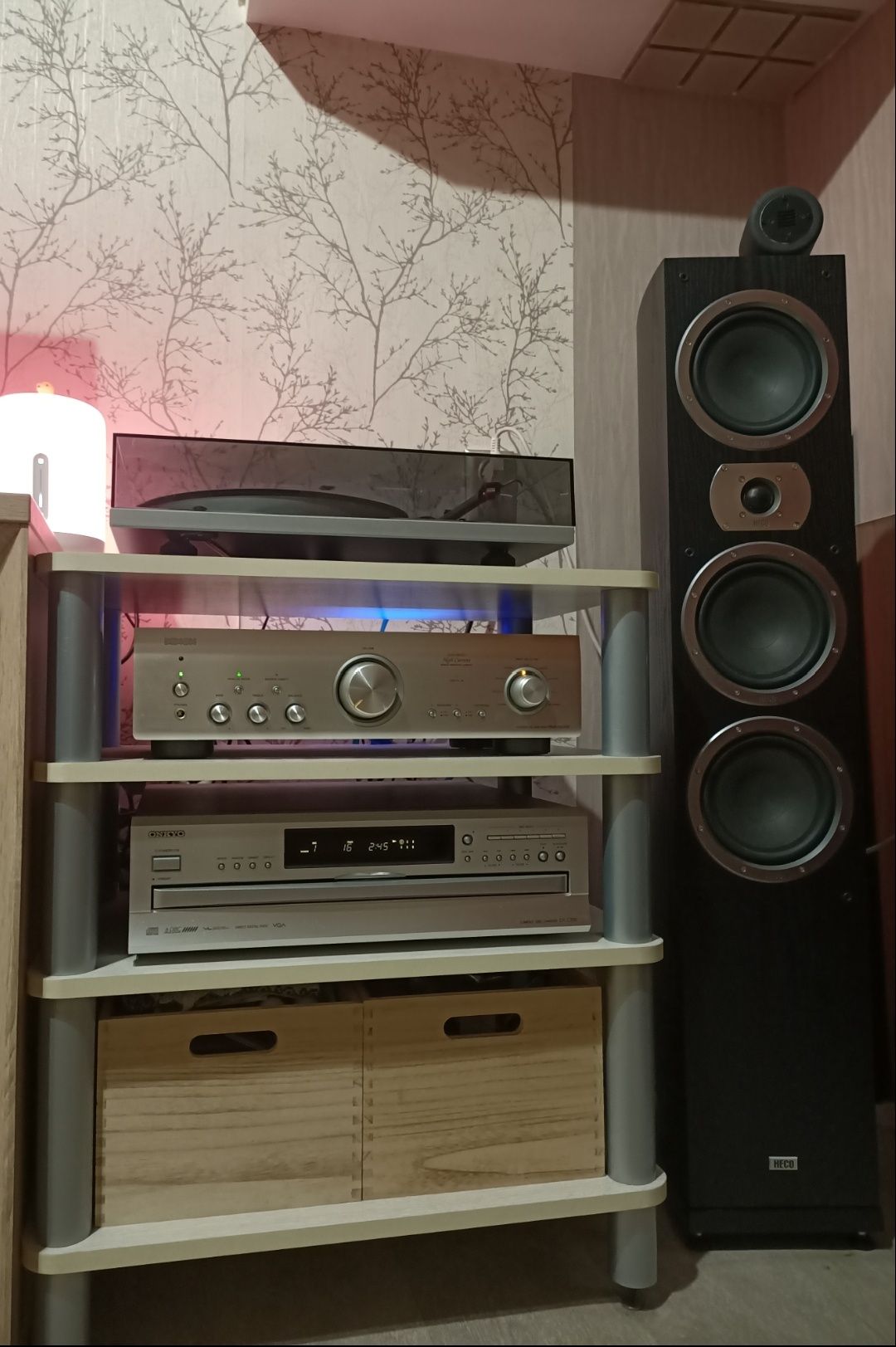 HECO Victa Prime 702 Black hI fi напольная акустика стерео пара