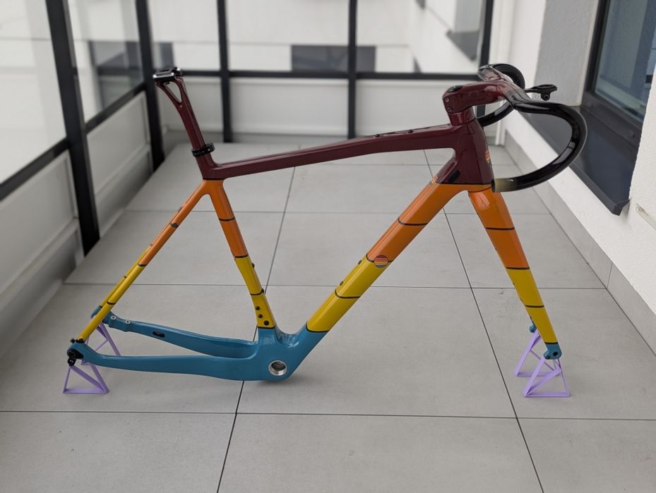 Rama frameset gravel carbon Romet Nyk 52 kierownica zintegrowana