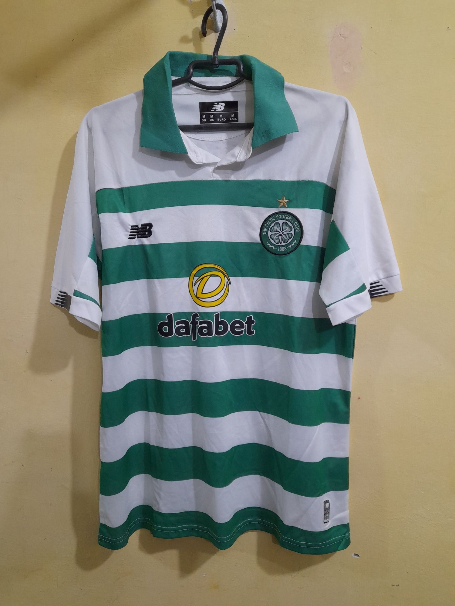 Оригінал New Balance FC Celtic як нова футбольна футболка джерсі