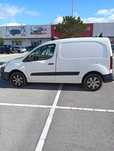 Peugeot Partner 1.6 HDi 2018 com 154.000 km reais, Bem Estimada