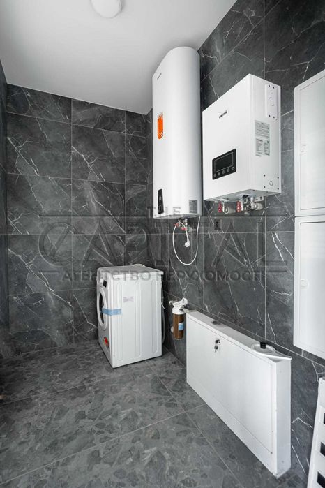 Продається будинок в селі Гнідин з ремонтом