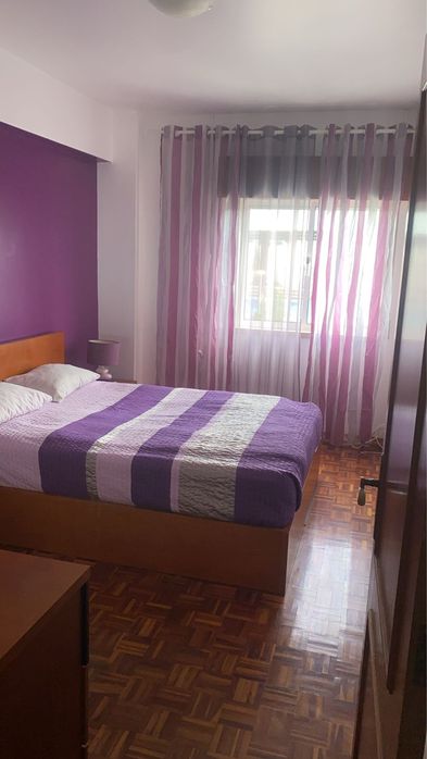 Quarto para aluguer Mercês,Rua Francisco Salgado Zenha