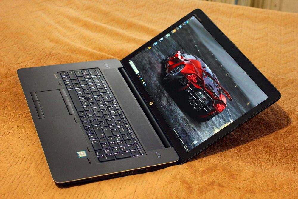HP ZBookG3/i7-6700HQ/NvidiaQuadroM1000M 2GB!/16GB/SSD256+1TB/17 ipsFHD