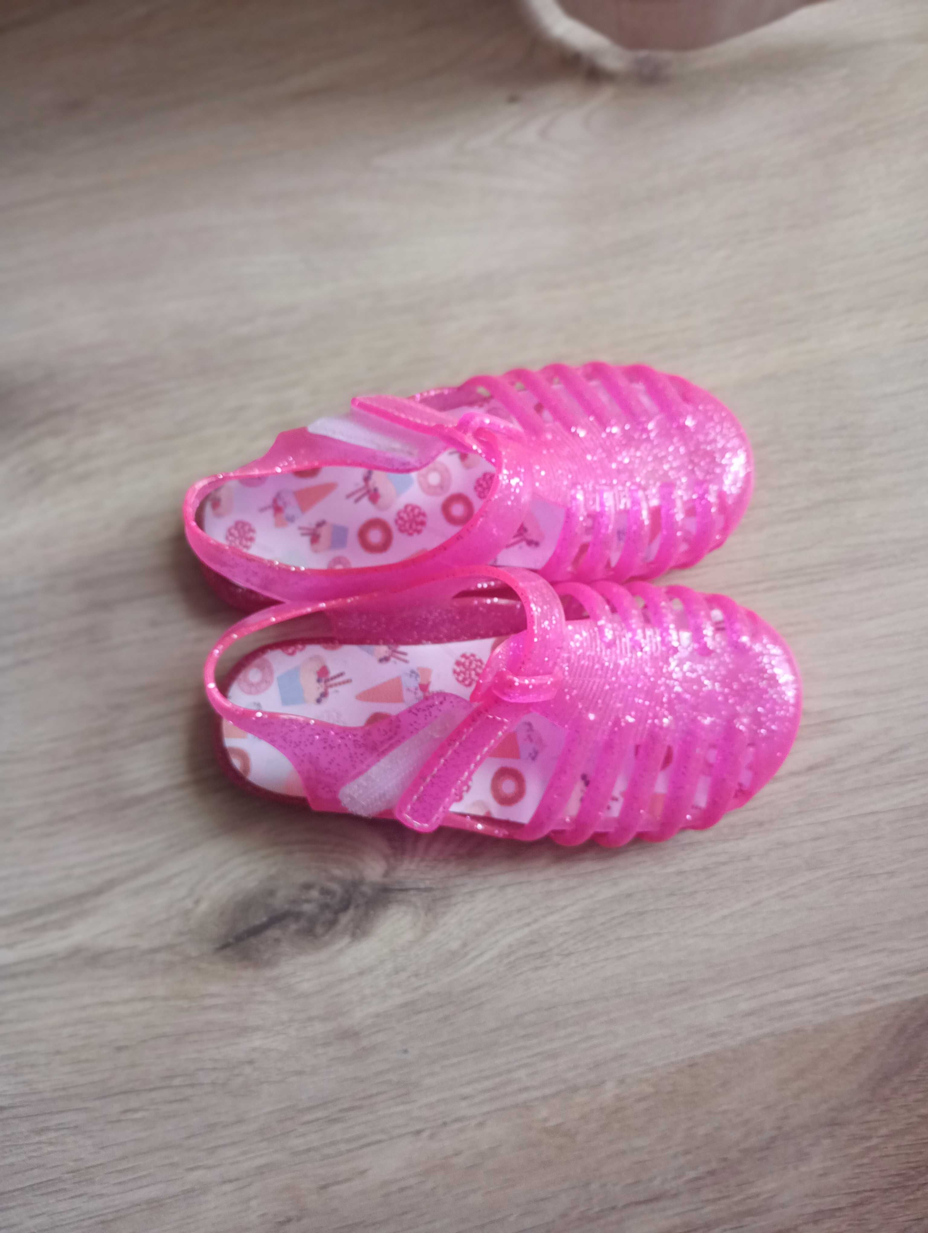 Plastikowe miękkie buciki róż i brokat Smyk 27