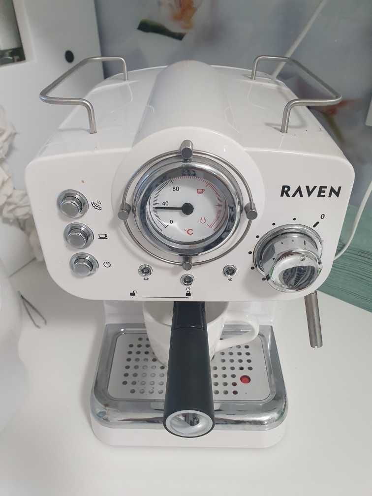 Ekspres do kawy ciśnieniowy RAVEN kolbowy RETRO