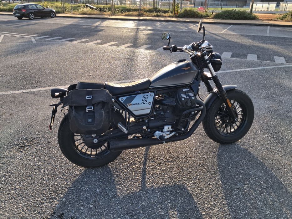 Moto Guzzi V9 Bobber Special Edition