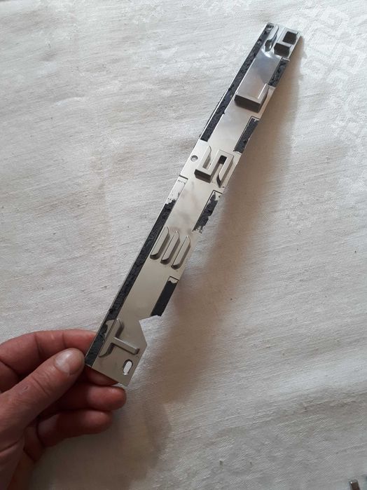 Эмблема значок Subaru/lnfiniti /Tesla /Lexus / Porcshe  Оригинал