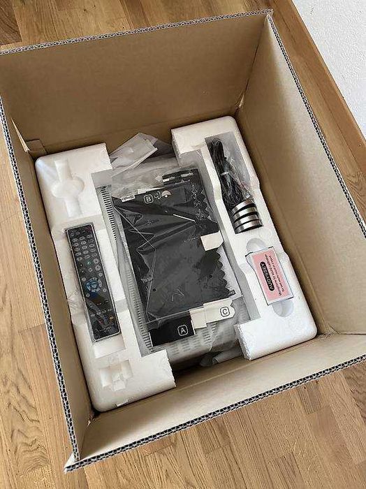 Amplituner Marantz SR6014