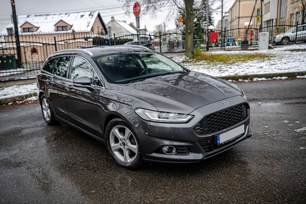 Ford Mondeo MK5 Bezwypadkowy , Sony , Full LED , 180KM , Titanium