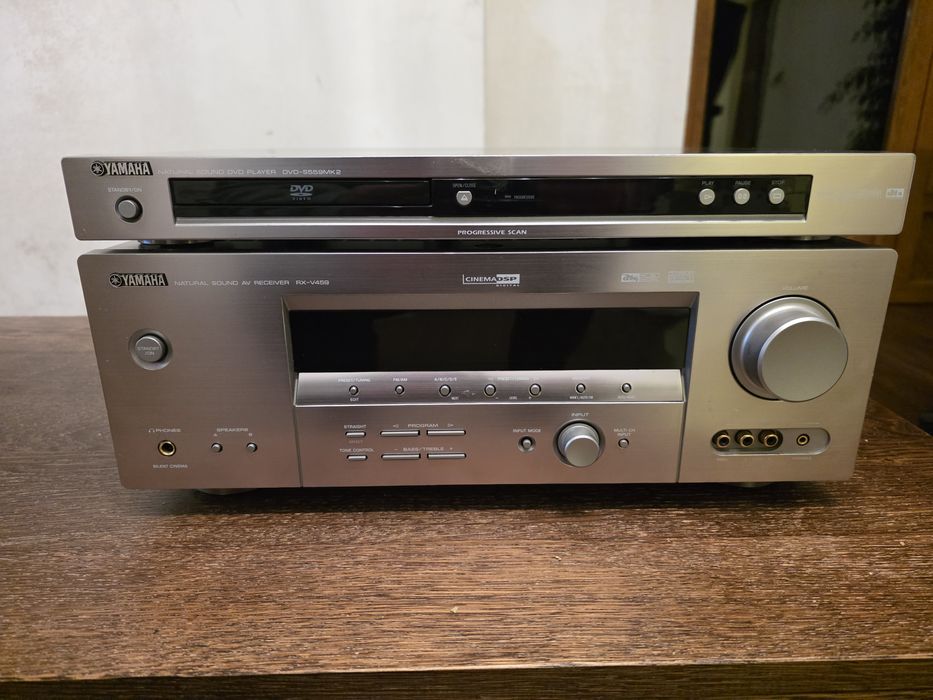 Yamaha amplituner RX-V459 360 W oraz odtwarzacz CD/DVD