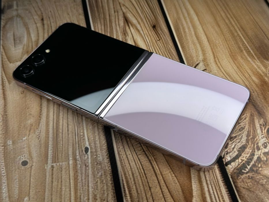 Samsung Galaxy Z Flip 5 8/256