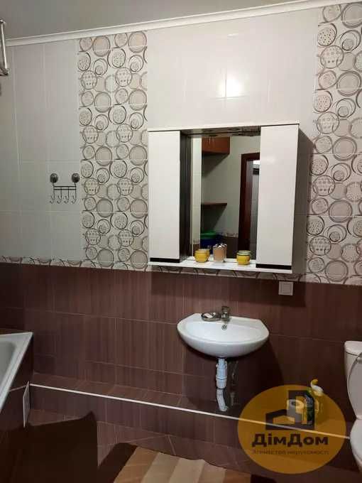 Продам 1-к., Єлизавети Чавдар 34 , Дарницький р-н.
