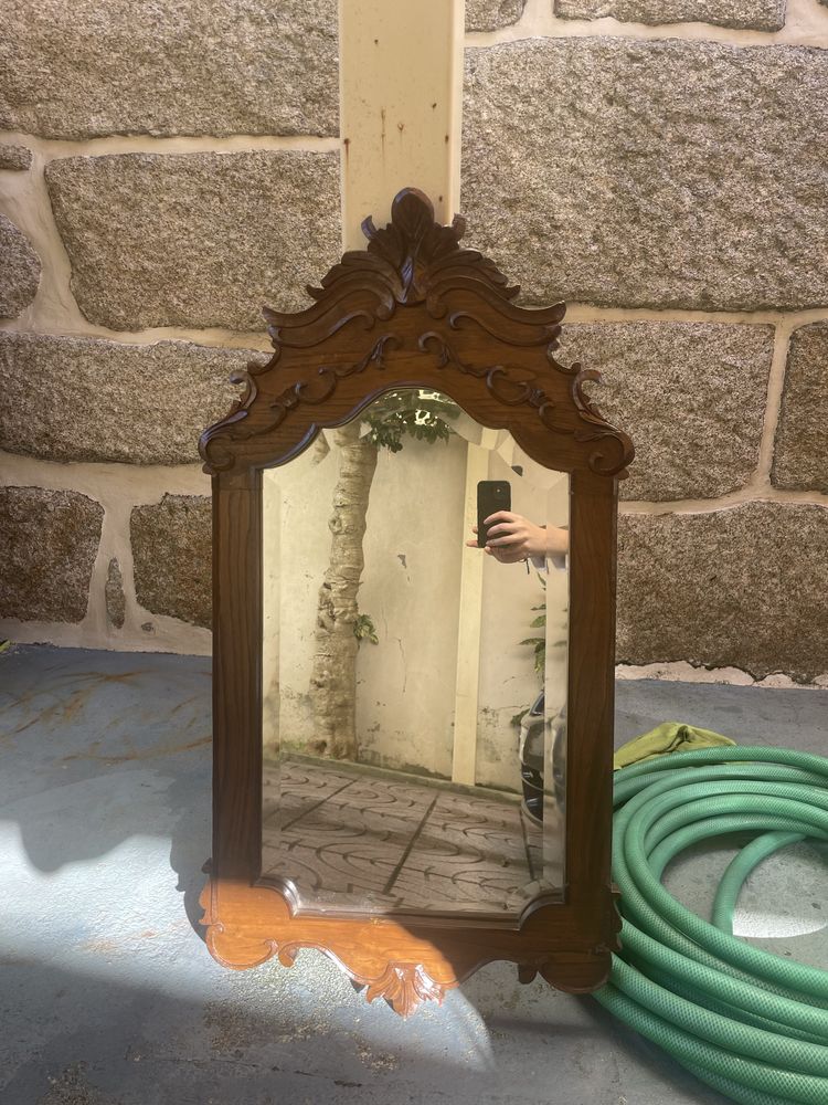 Espelho vintage em madeira