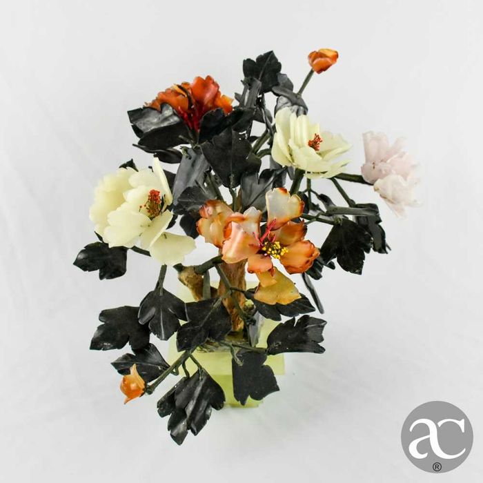 Árvore bonsai, China, feito em pedra, quartzo e jade