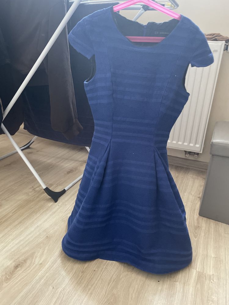 Piękna sukienka ZARA xs mały