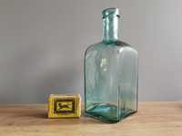 Stara przedwojenna kwadratowa butelka niebieskie stare szkło