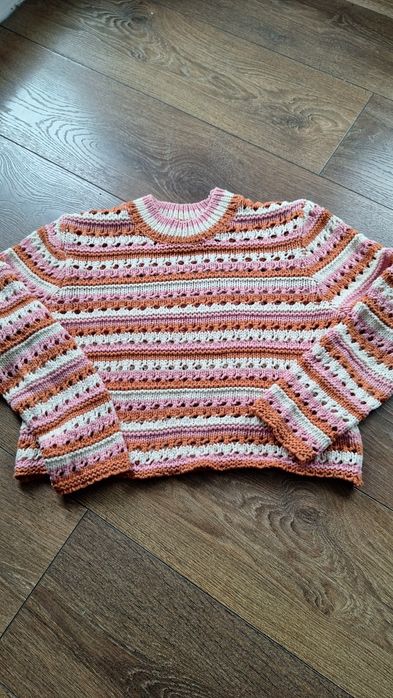 Sweterek szydełkowy zara