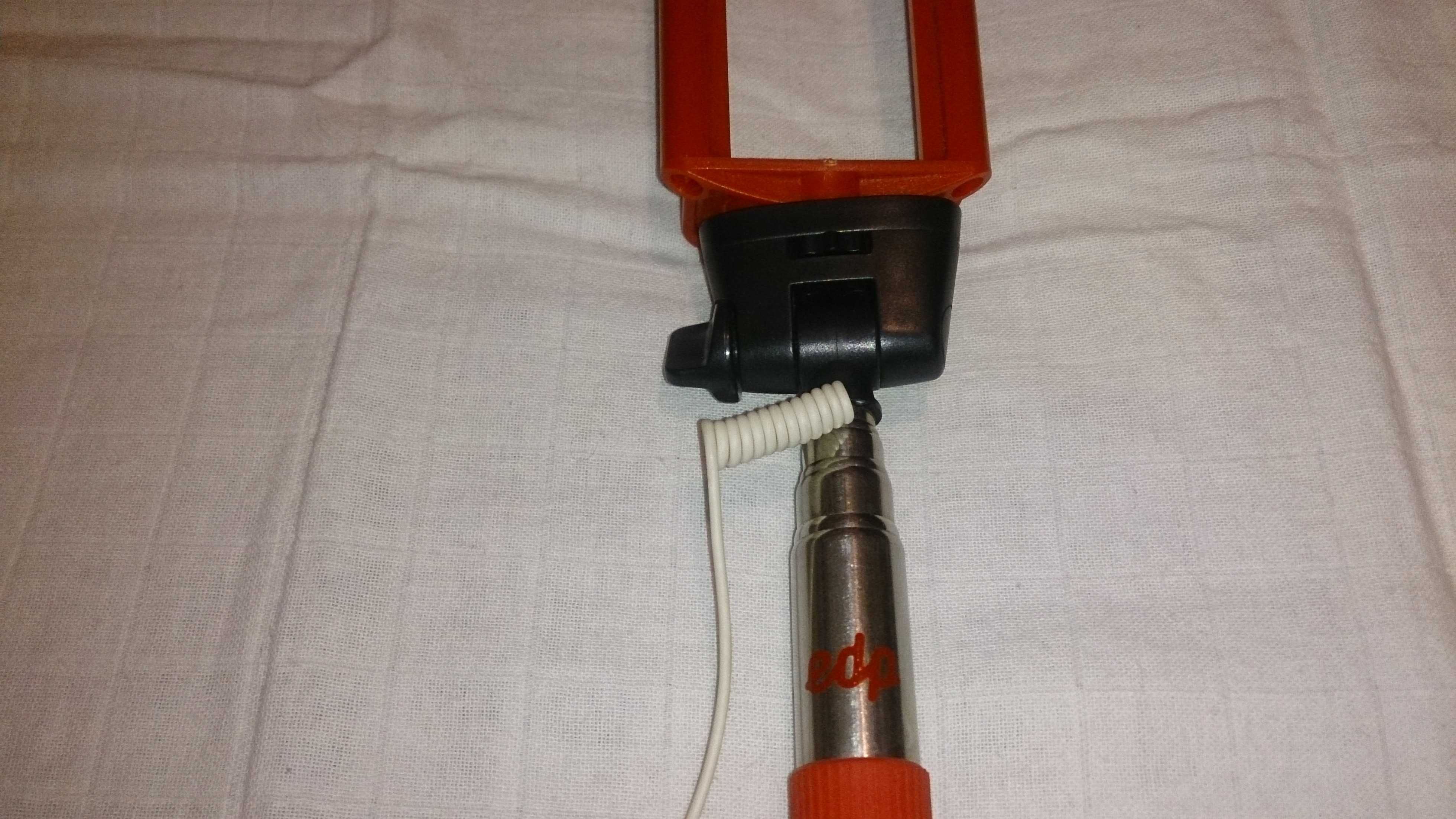 selfie stick, esticador para selfies (edp) em vermelho