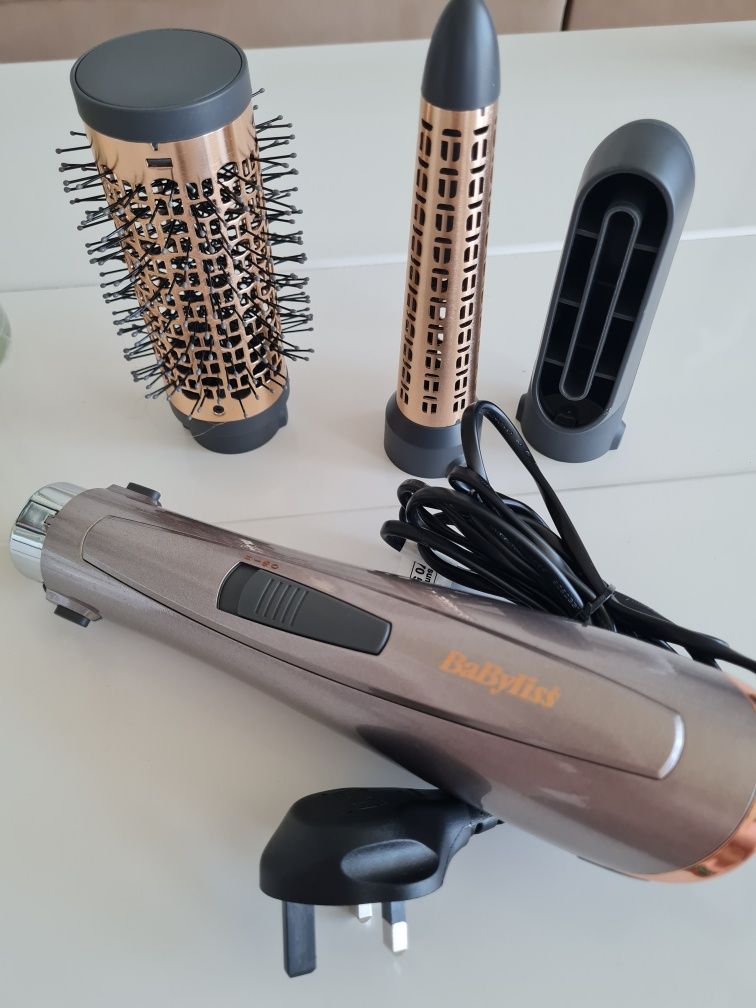 СТОК!Фен-щітка Babyliss AS136E