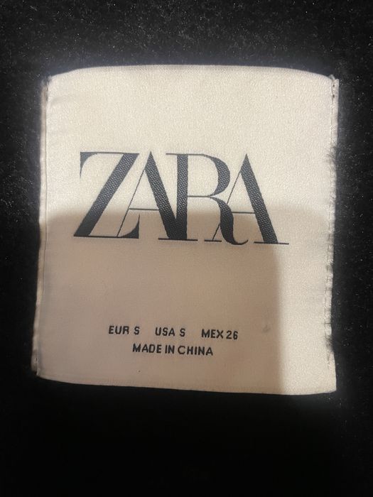 Жіноча дубльонка ZARA