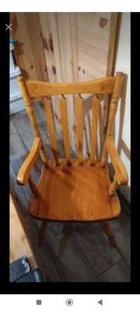 Cadeiras em madeira estilo rústico