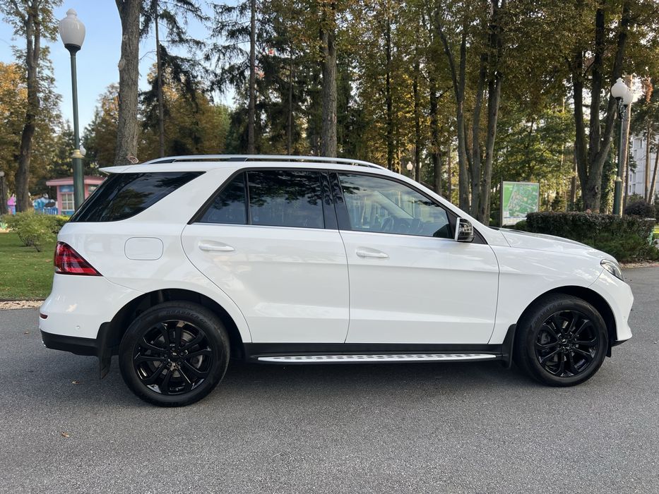 Mersedes-Benz GLE250d 2015 официал