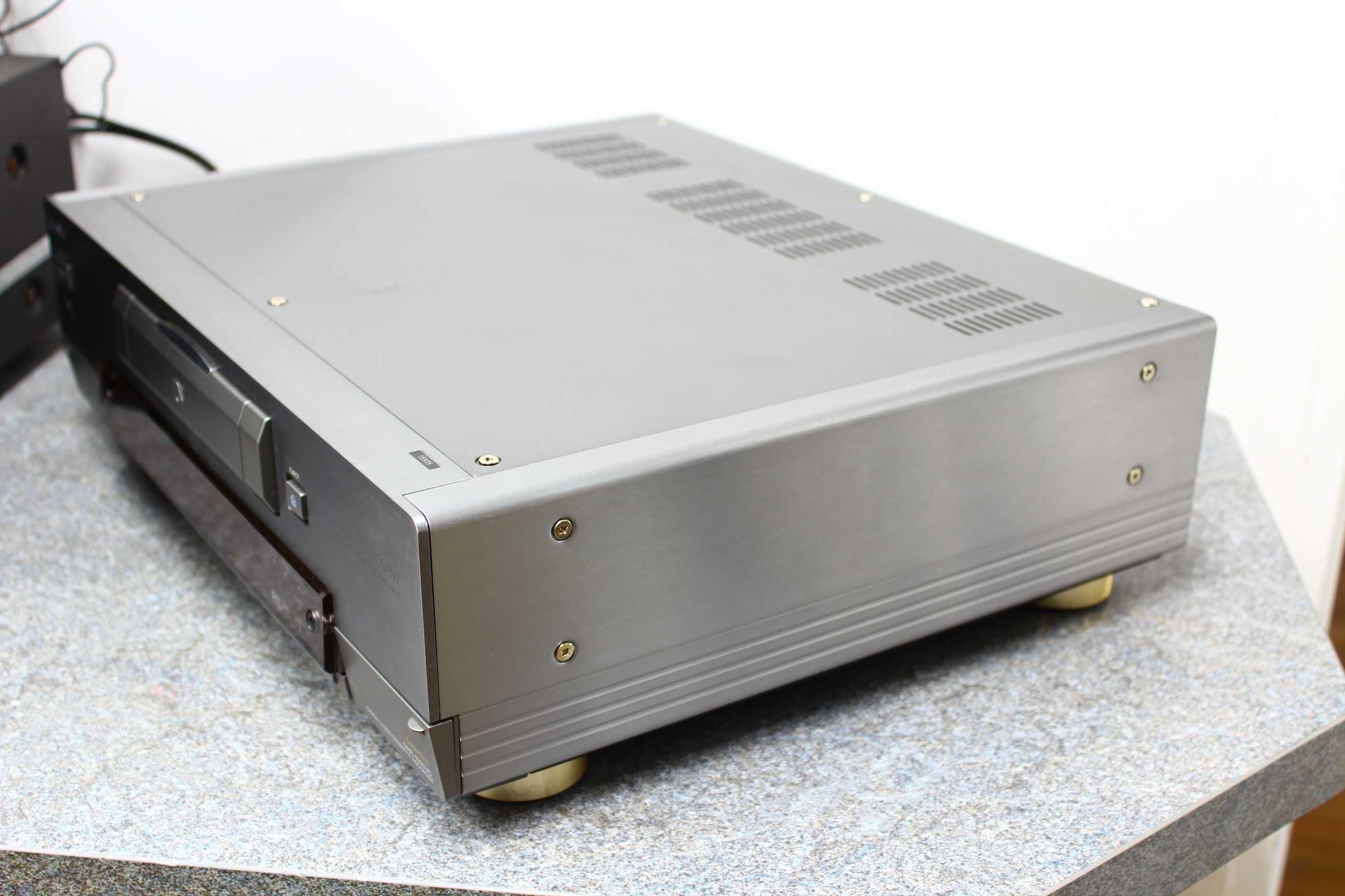 Magnetowid Sony DHR-1000 DV /Mini DV Profesjonalny