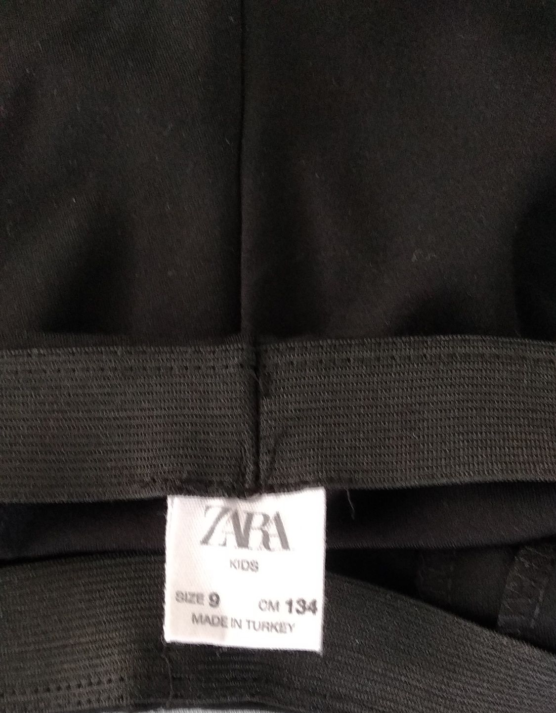 Nowe spodnie czarne , kant Zara rozm. 134