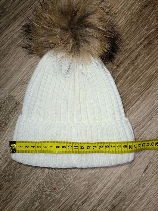 Шапка для дівчинки, б/у