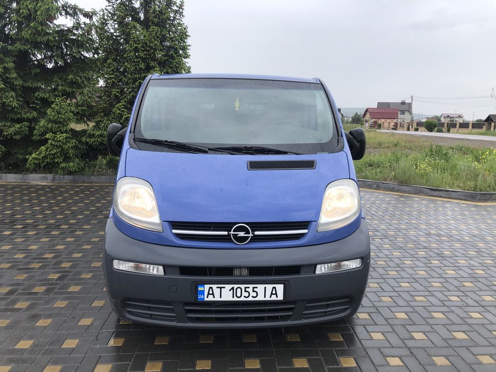 Opel Vivaro Вантажний Maxi База 1.9 Дизель 6 Передач!