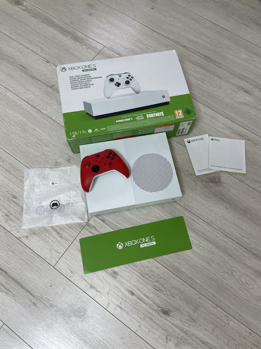 Xbox One S all digital 1000GB ідеальний стан геймпад від series