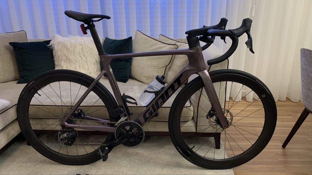Vendo bicicleta completamente nova
