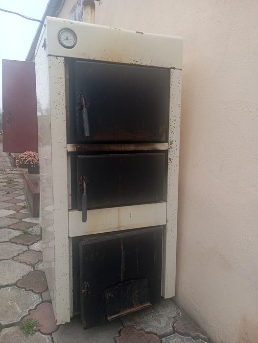 Твердопаливний котел