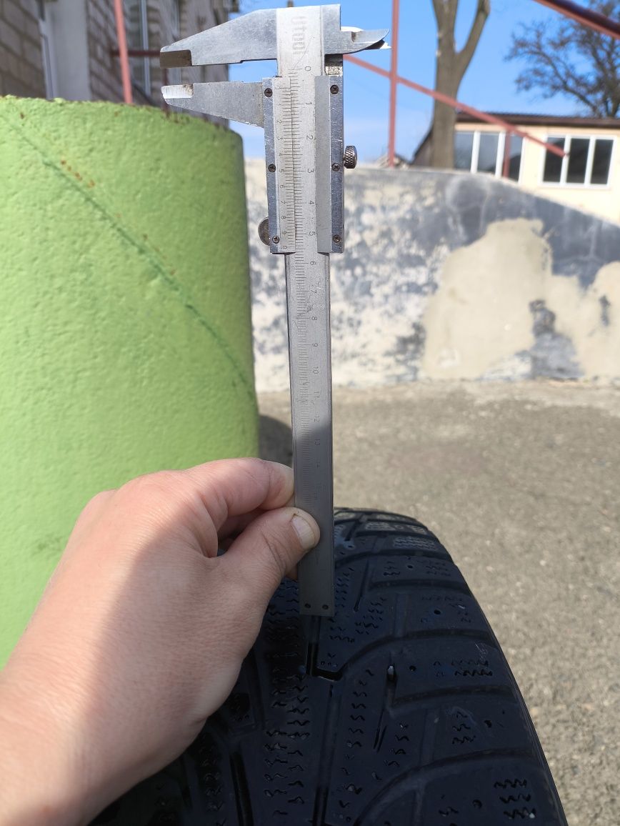 215/60 r16 з дисками 7j et32 peugeot 3008